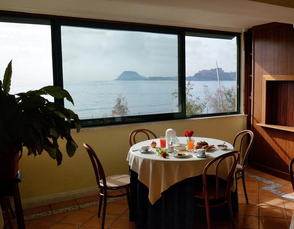 Albergo Delle Rose Pozzuoli Dış mekan fotoğraf